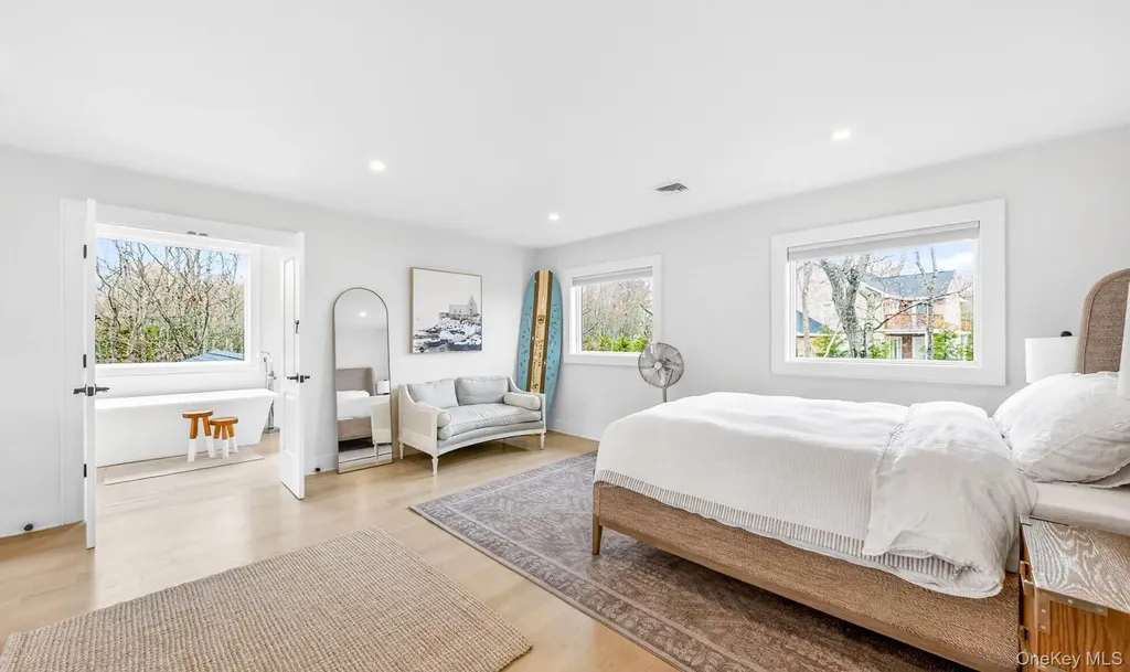177 Bridies Path Southampton NY 11968