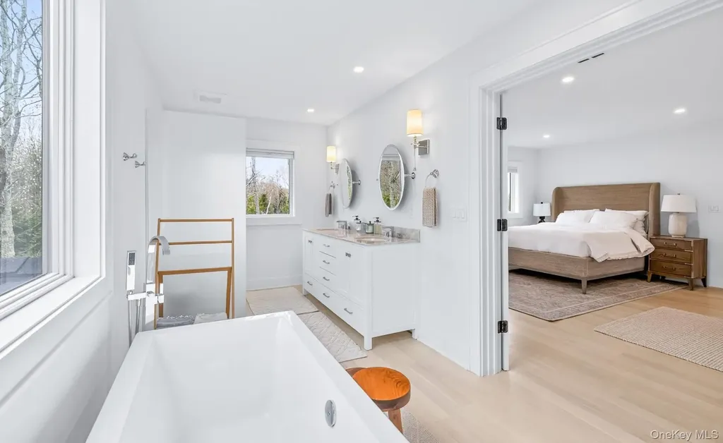 177 Bridies Path Southampton NY 11968