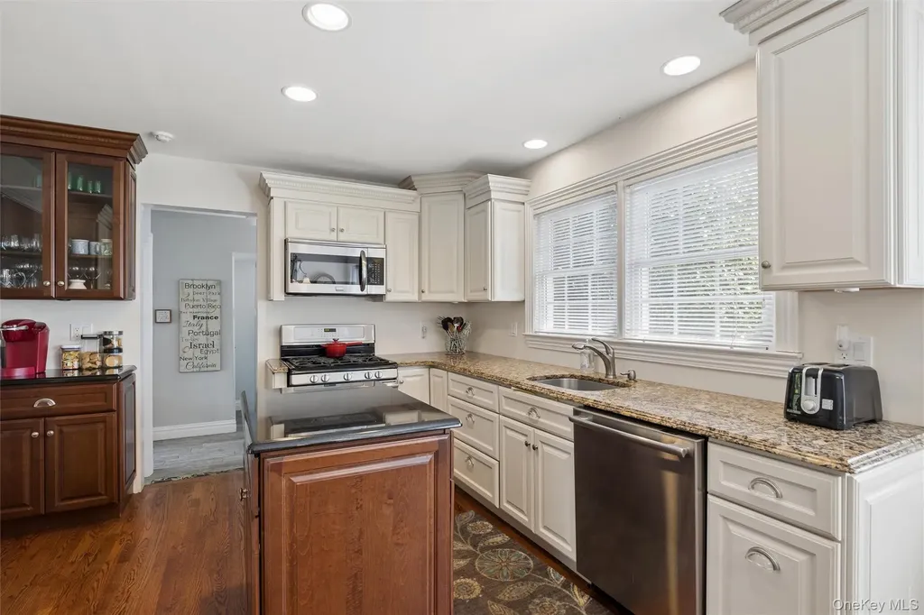 50 Belton Road Babylon NY 11702