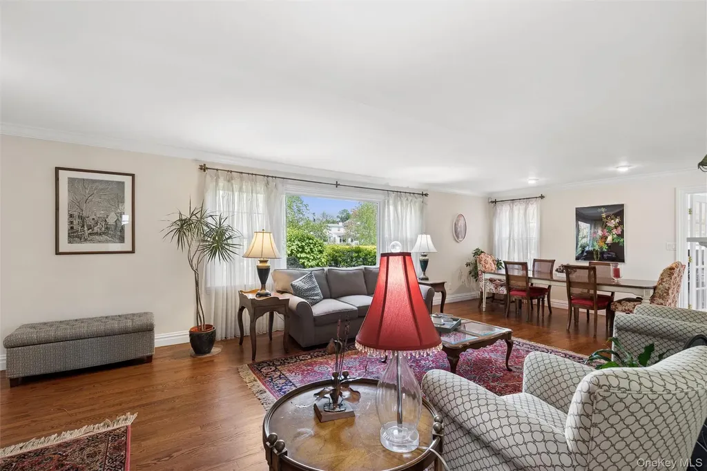 50 Belton Road Babylon NY 11702