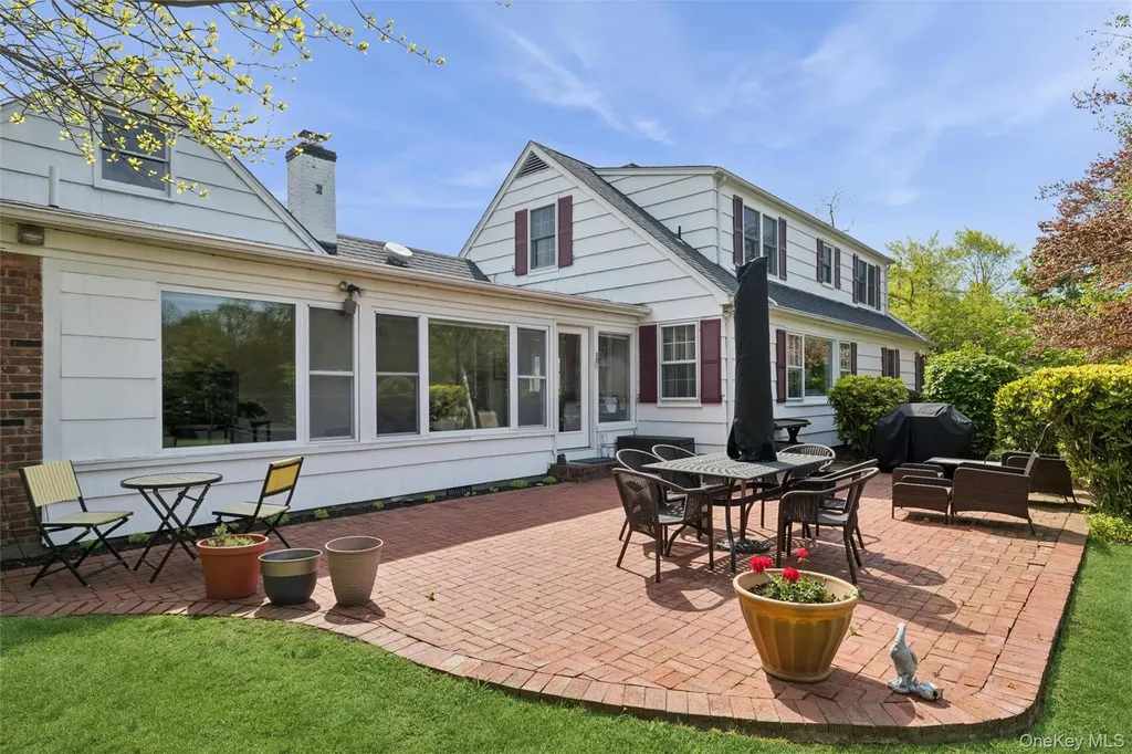 50 Belton Road Babylon NY 11702