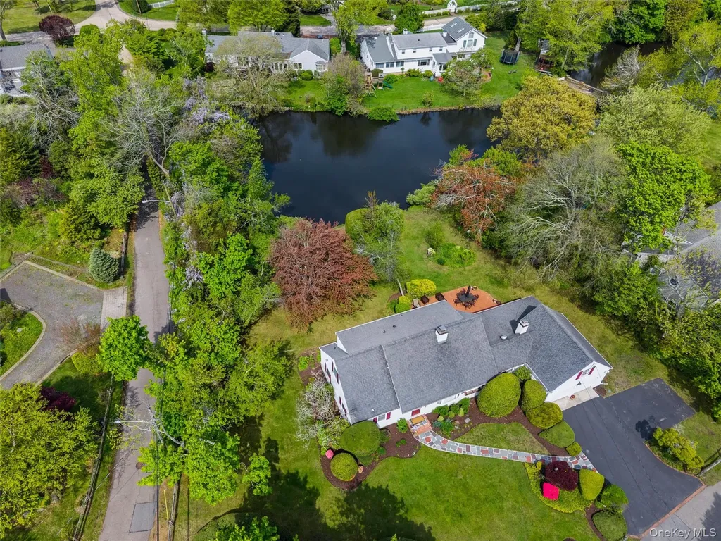 50 Belton Road Babylon NY 11702