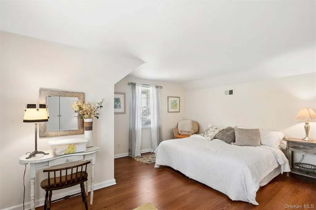 50 Belton Road Babylon NY 11702
