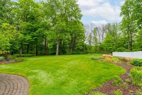 7 Fair Oaks Drive Poughkeepsie NY 12603