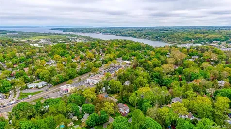 112 The Intervale Roslyn Estates NY 11576