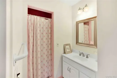 2 Bonnie Briar Lane Larchmont NY 10538