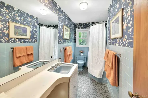 2 Bonnie Briar Lane Larchmont NY 10538