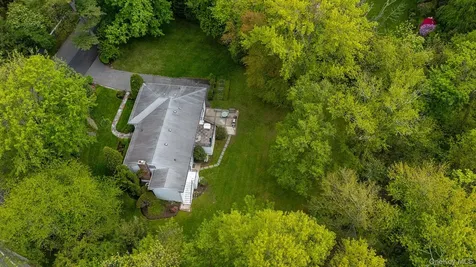 2 Bonnie Briar Lane Larchmont NY 10538
