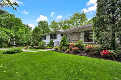 2 Bonnie Briar Lane Larchmont NY 10538