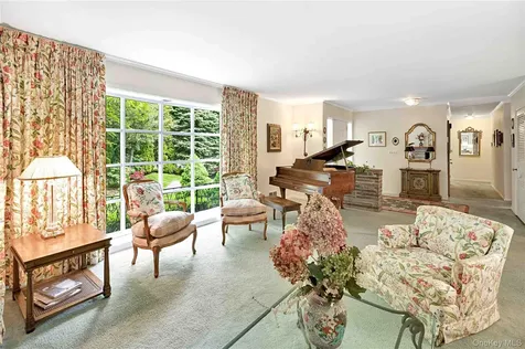 2 Bonnie Briar Lane Larchmont NY 10538