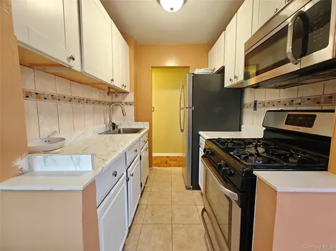 385 Mclean Avenue Yonkers NY 10705