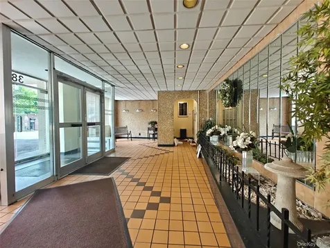 385 Mclean Avenue Yonkers NY 10705