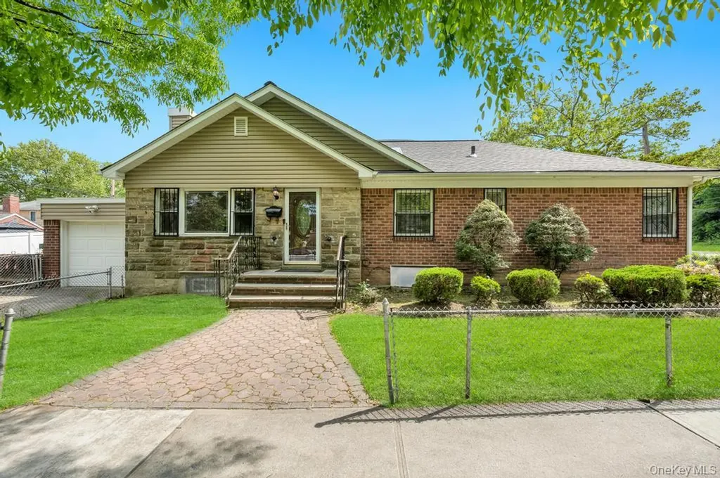 17504 50th Avenue Fresh Meadows NY 11365