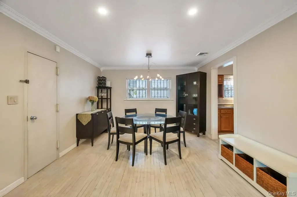 17504 50th Avenue Fresh Meadows NY 11365