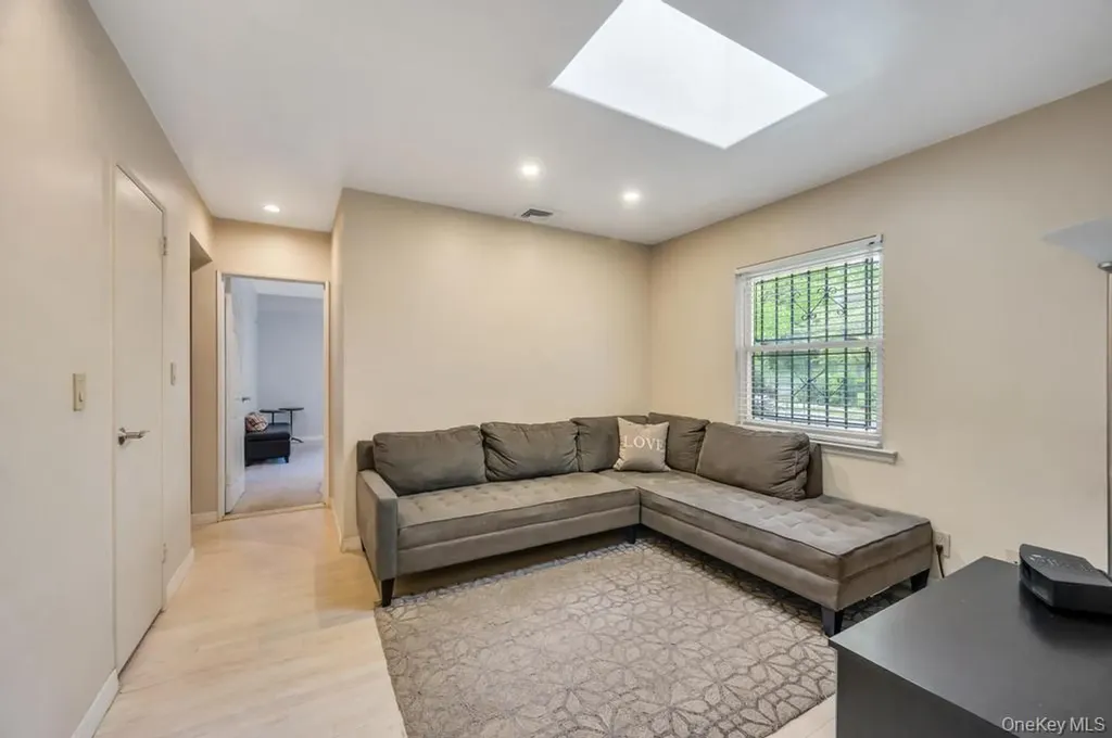 17504 50th Avenue Fresh Meadows NY 11365