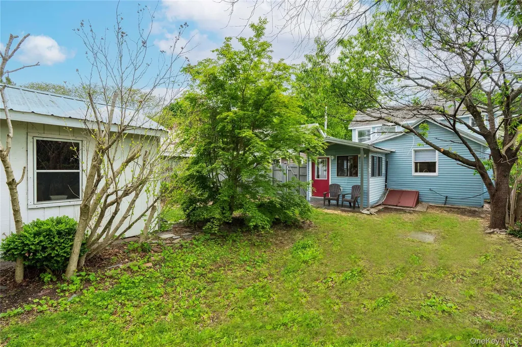15 Charles Rhinecliff NY 12574