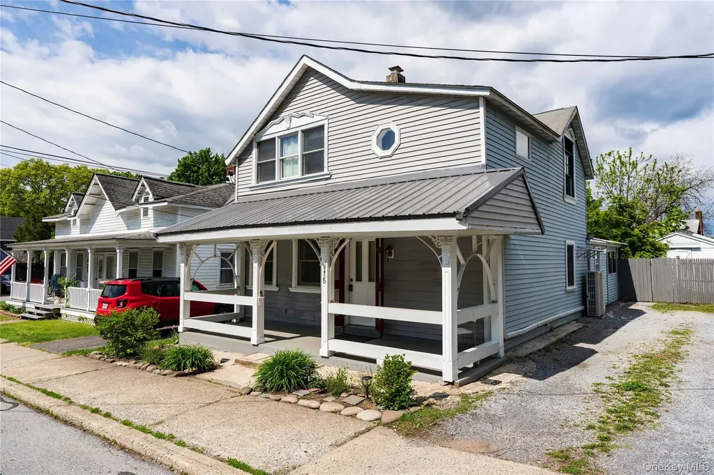 15 Charles Rhinecliff NY 12574