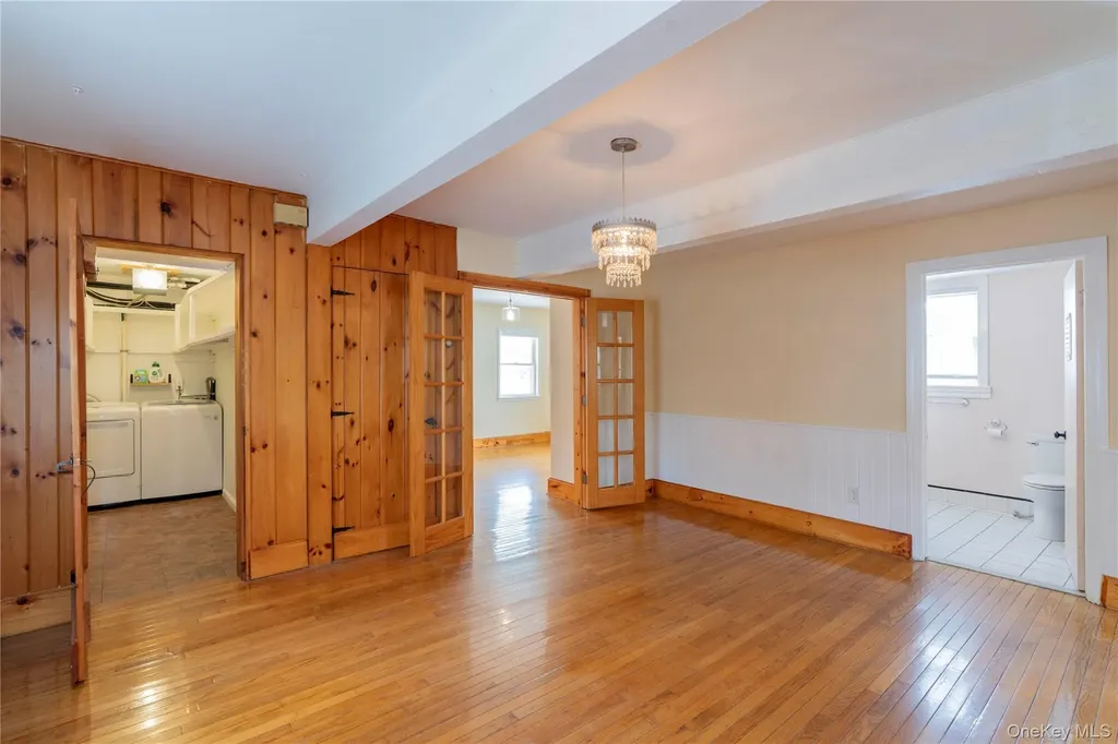 15 Charles Rhinecliff NY 12574