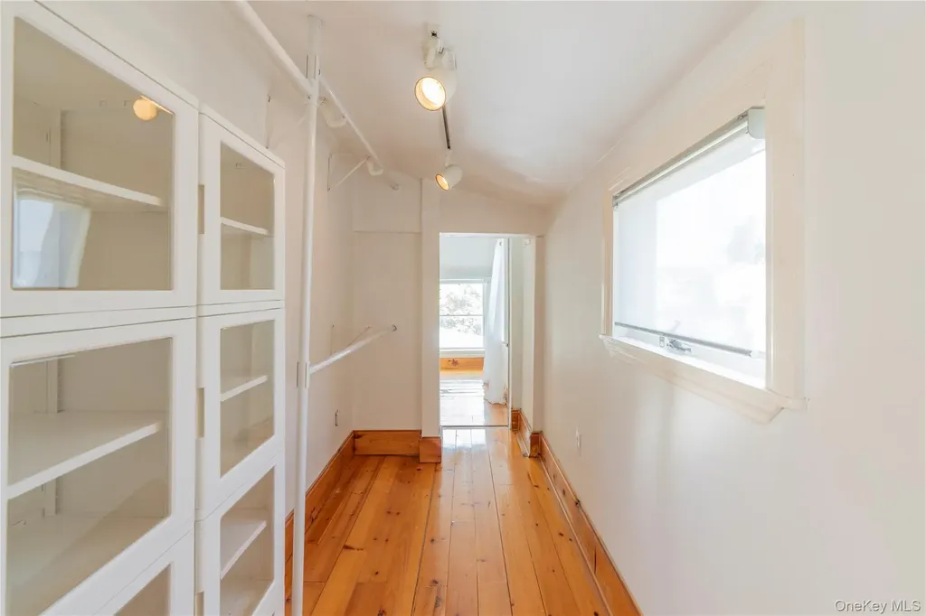 15 Charles Rhinecliff NY 12574