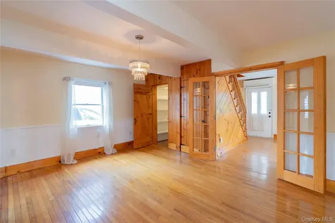 15 Charles Rhinecliff NY 12574