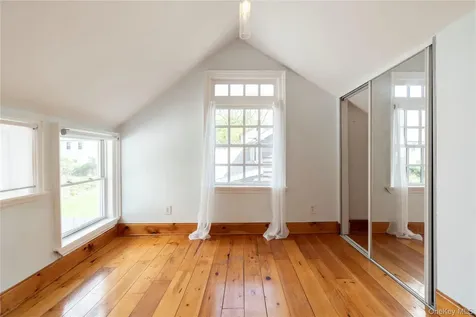 15 Charles Rhinecliff NY 12574