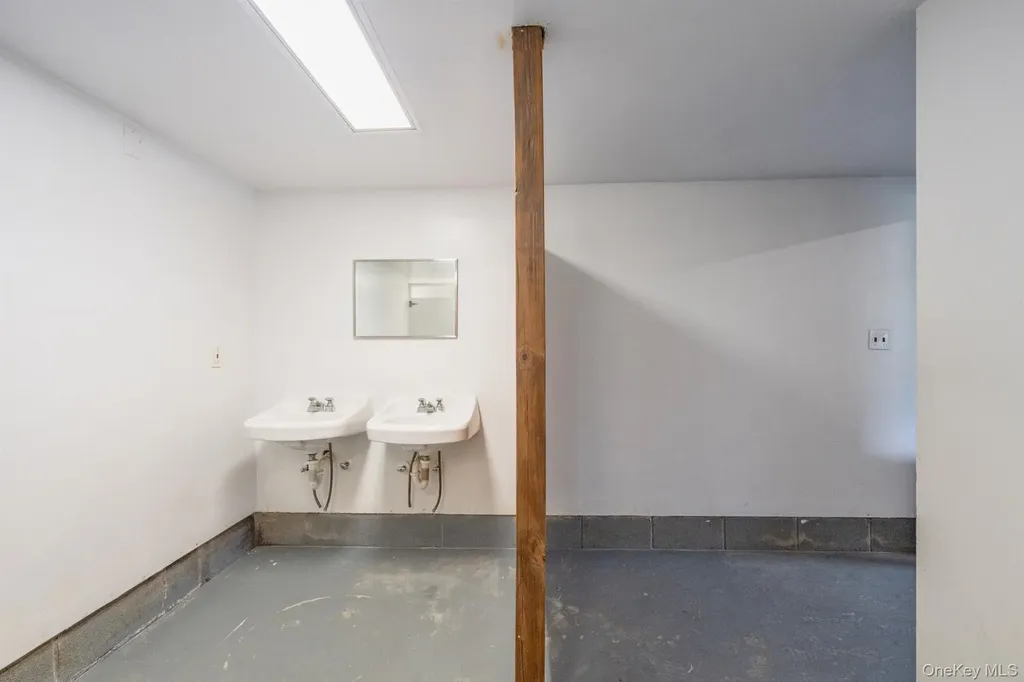167 Hill Road Kingston NY 12401