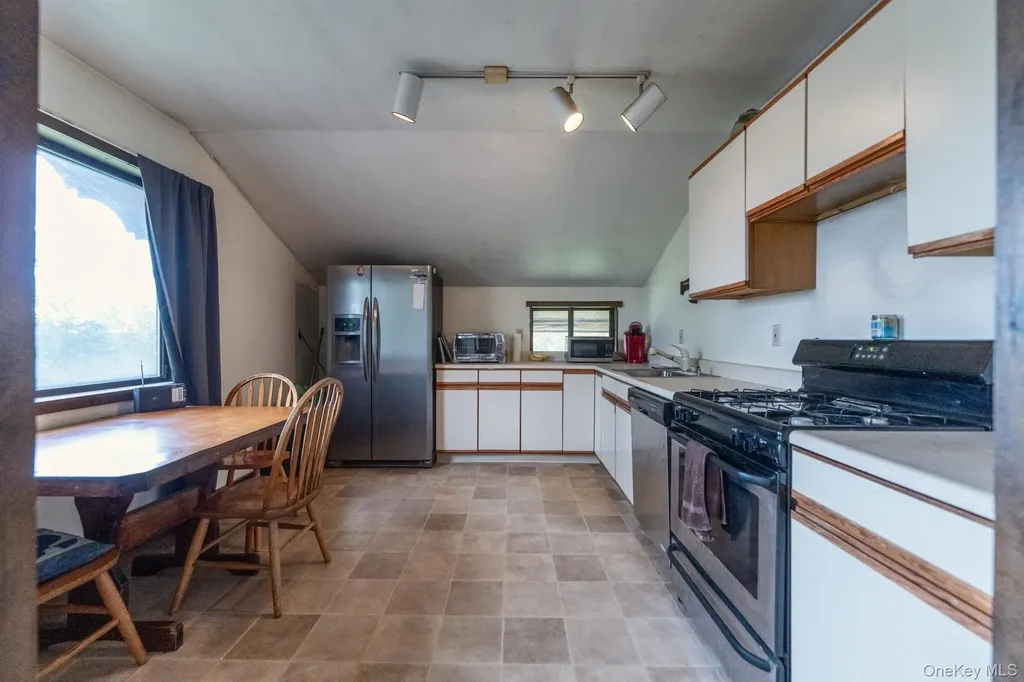 167 Hill Road Kingston NY 12401