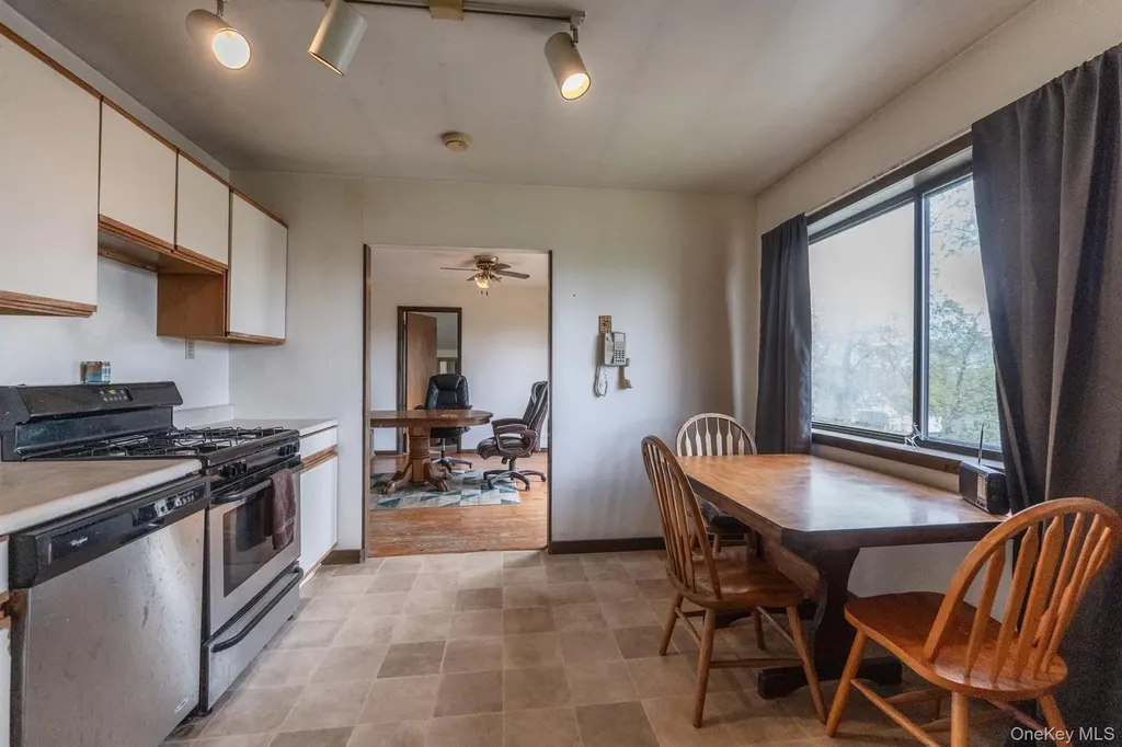 167 Hill Road Kingston NY 12401