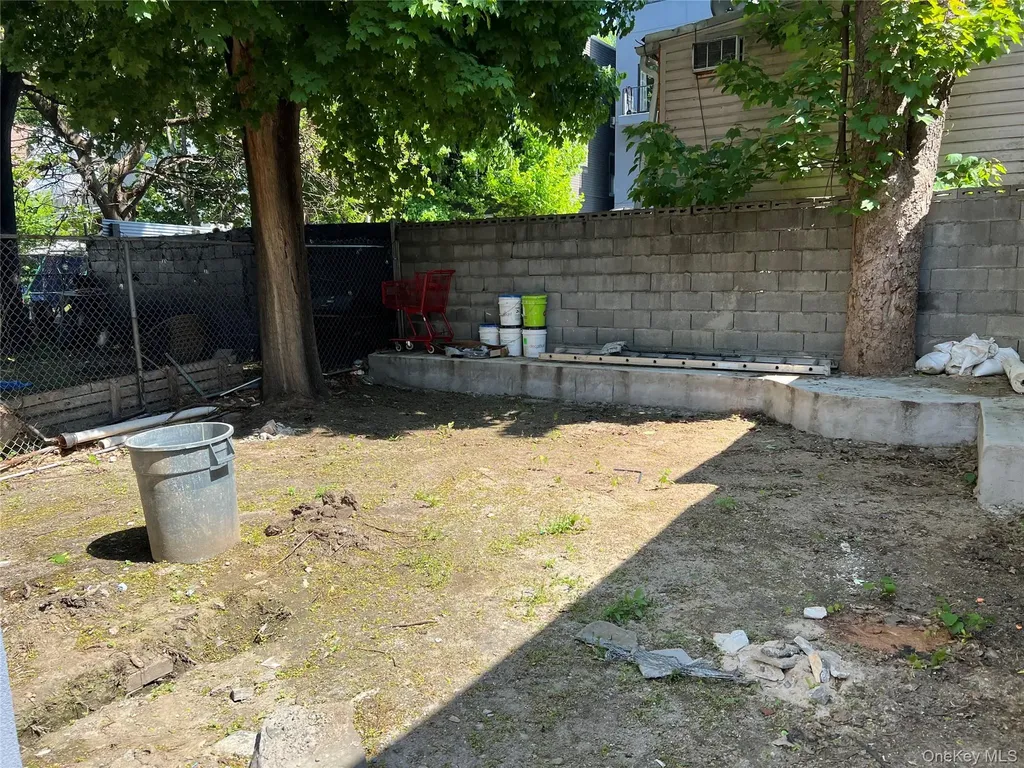 2854 Briggs Avenue Bronx NY 10458