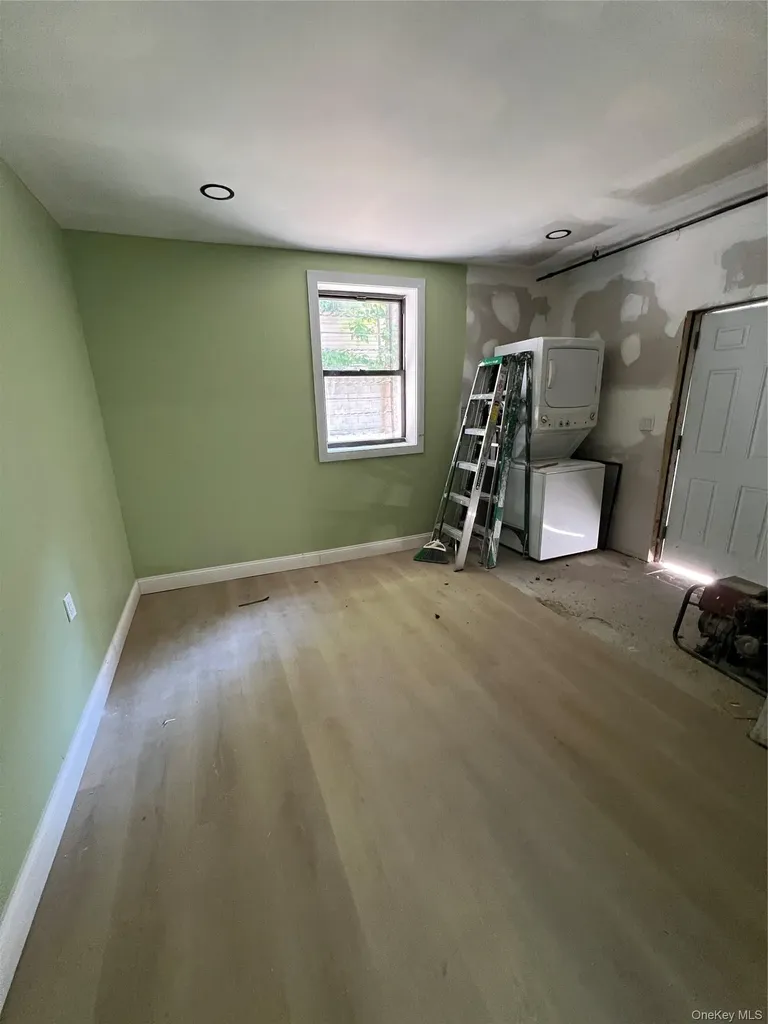 2854 Briggs Avenue Bronx NY 10458
