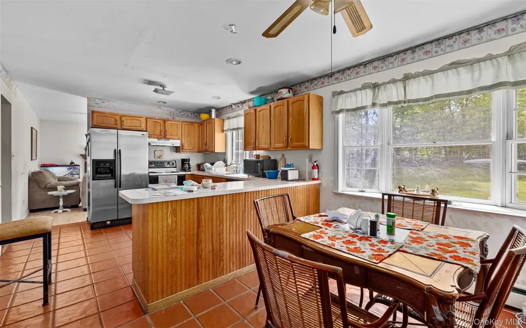 62 W Bartlett Road Middle Island NY 11953