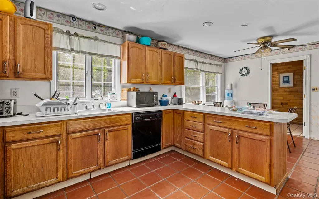 62 W Bartlett Road Middle Island NY 11953