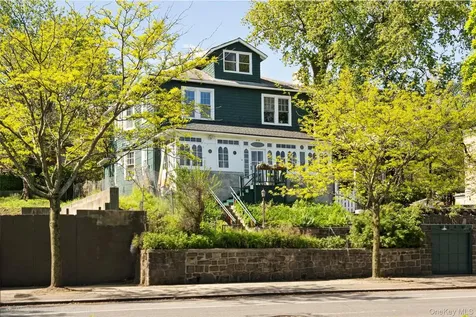 270 Richmond Terrace Staten Island NY 10301
