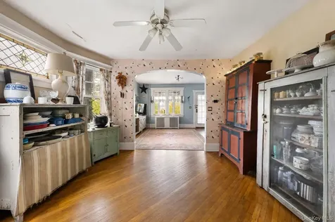 270 Richmond Terrace Staten Island NY 10301
