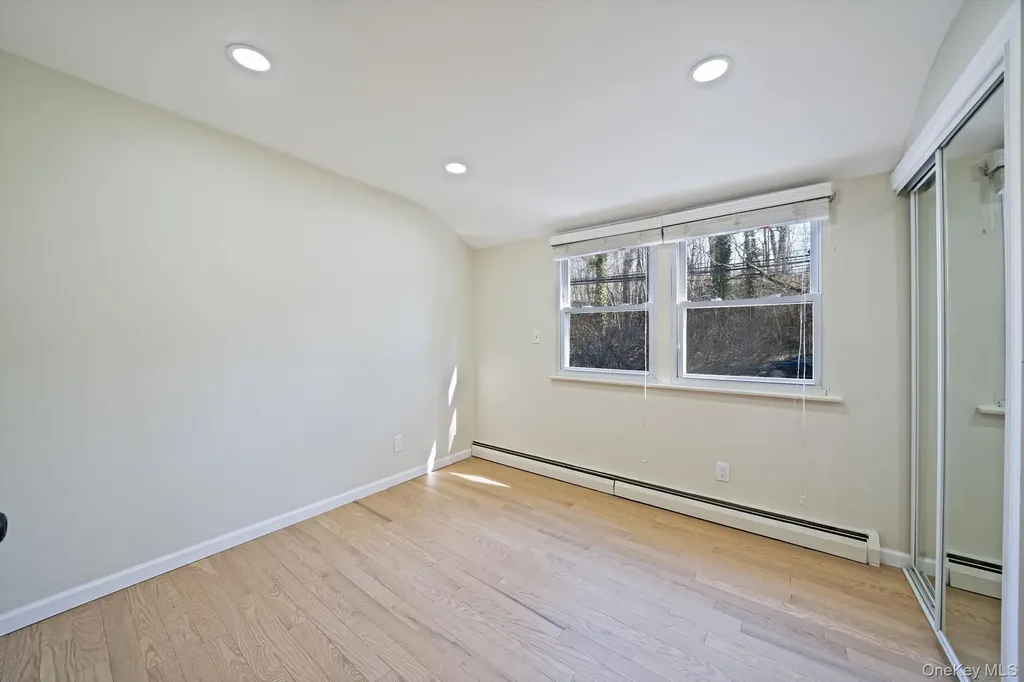 45 Roslyn Road Roslyn Heights NY 11577