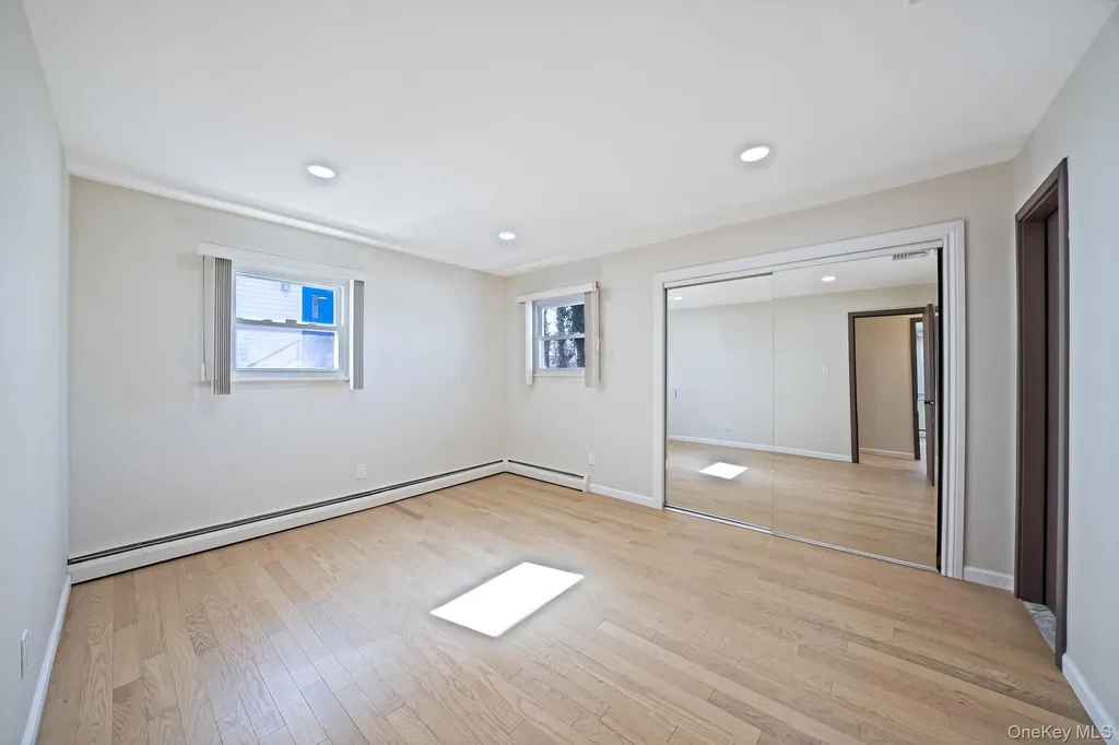 45 Roslyn Road Roslyn Heights NY 11577