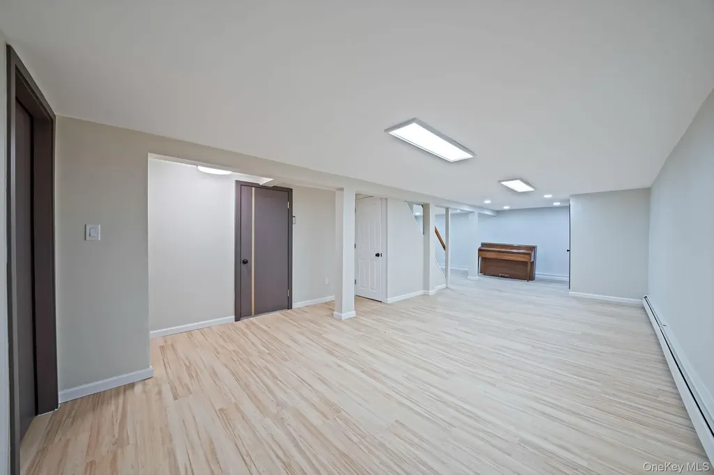 45 Roslyn Road Roslyn Heights NY 11577