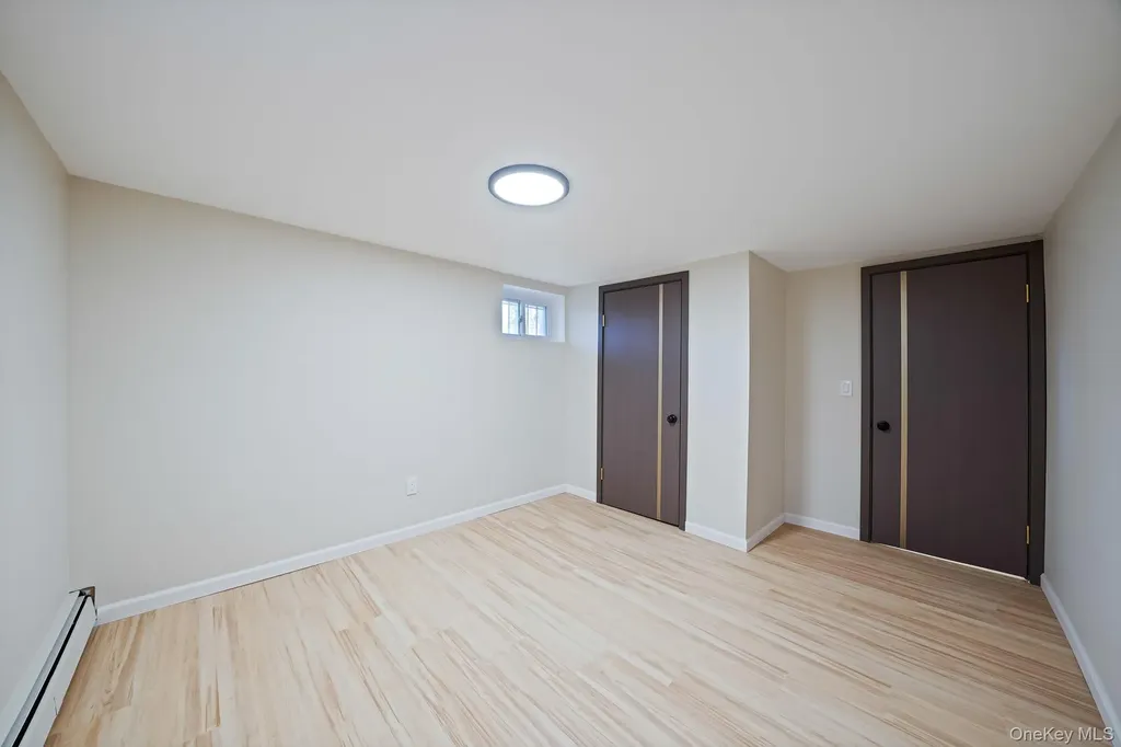 45 Roslyn Road Roslyn Heights NY 11577