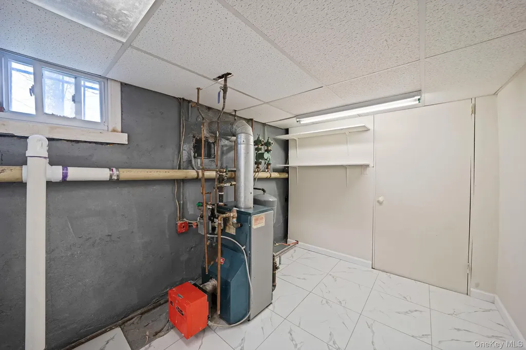 45 Roslyn Road Roslyn Heights NY 11577