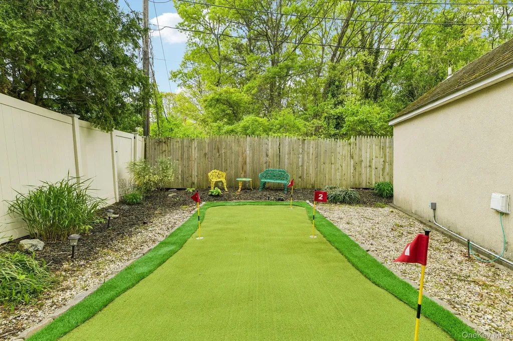 106 Morewood Drive Smithtown NY 11787