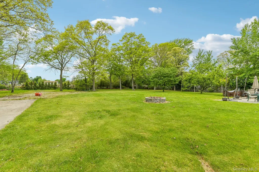 1374 Saxon Avenue Bay Shore NY 11706