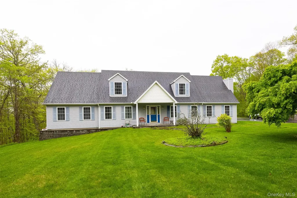 79 E Forest Trail Holmes NY 12531