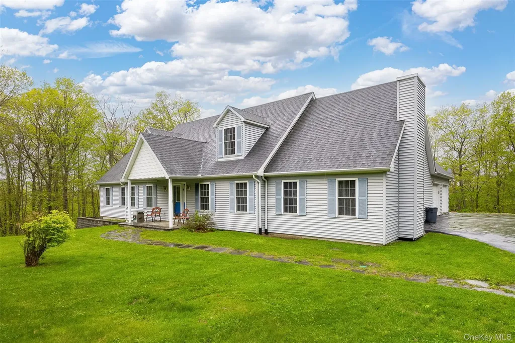79 E Forest Trail Holmes NY 12531