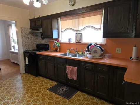 208 S Grand Avenue Poughkeepsie NY 12603