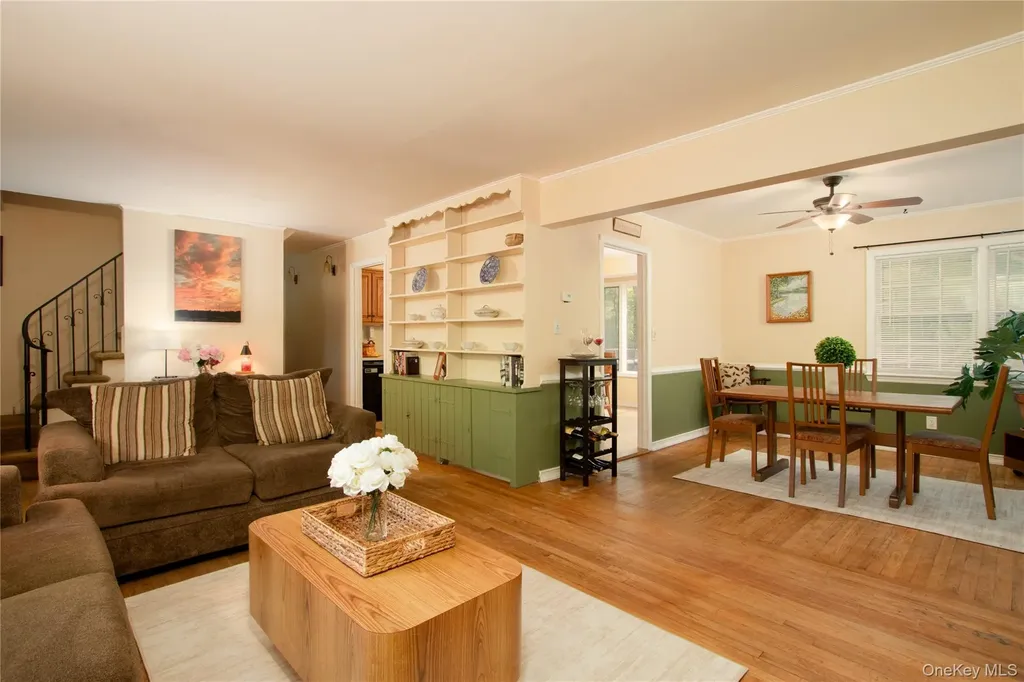 14 Bunkerhill Drive Huntington NY 11743