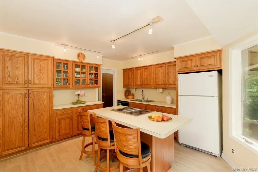 14 Bunkerhill Drive Huntington NY 11743