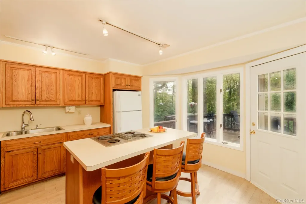 14 Bunkerhill Drive Huntington NY 11743