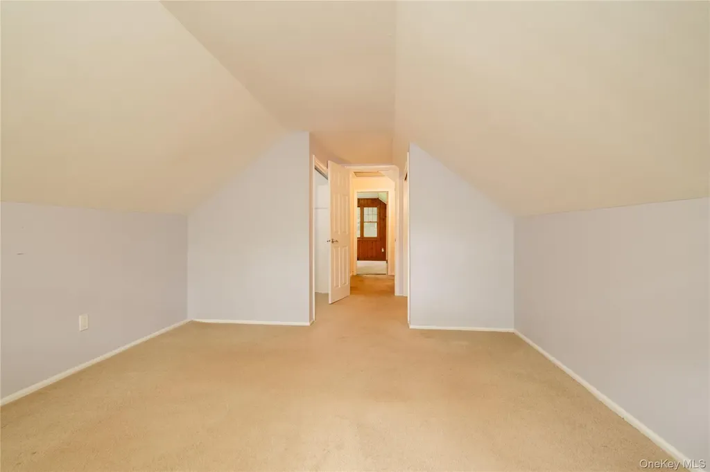 14 Bunkerhill Drive Huntington NY 11743
