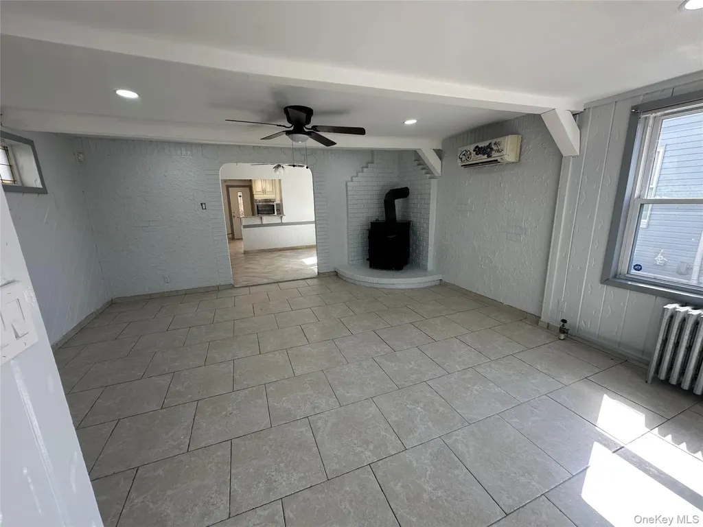 7332 53rd Road Maspeth NY 11378