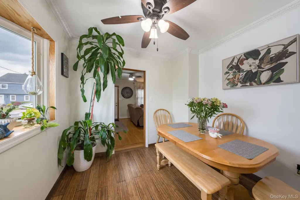 82 Nottingham Avenue Valley Stream NY 11580